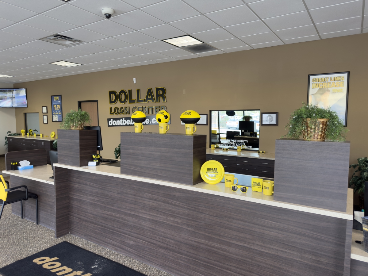 Dollar Loan Center North Las Vegas at 6648 N 5th St - Interior