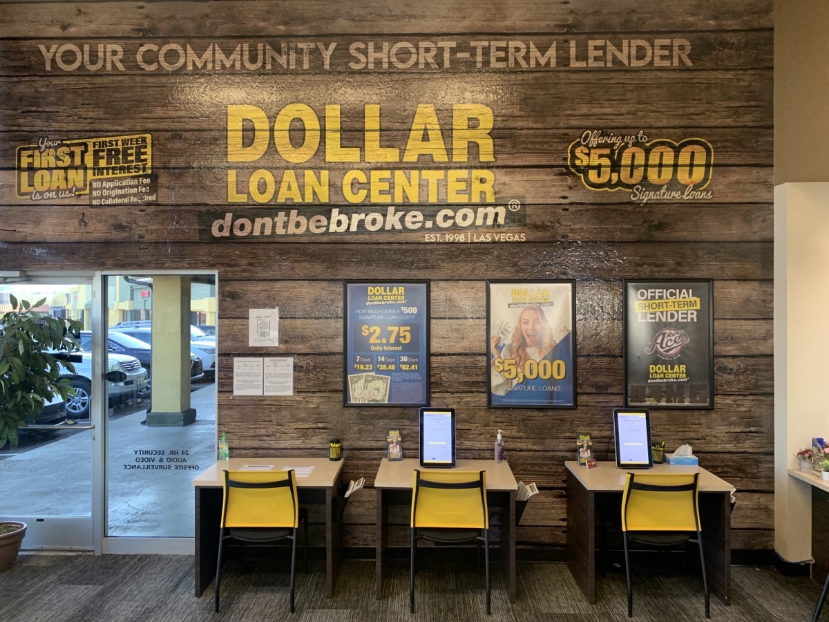 Dollar Loan Center Reno at 595 Keystone Ave - Interior