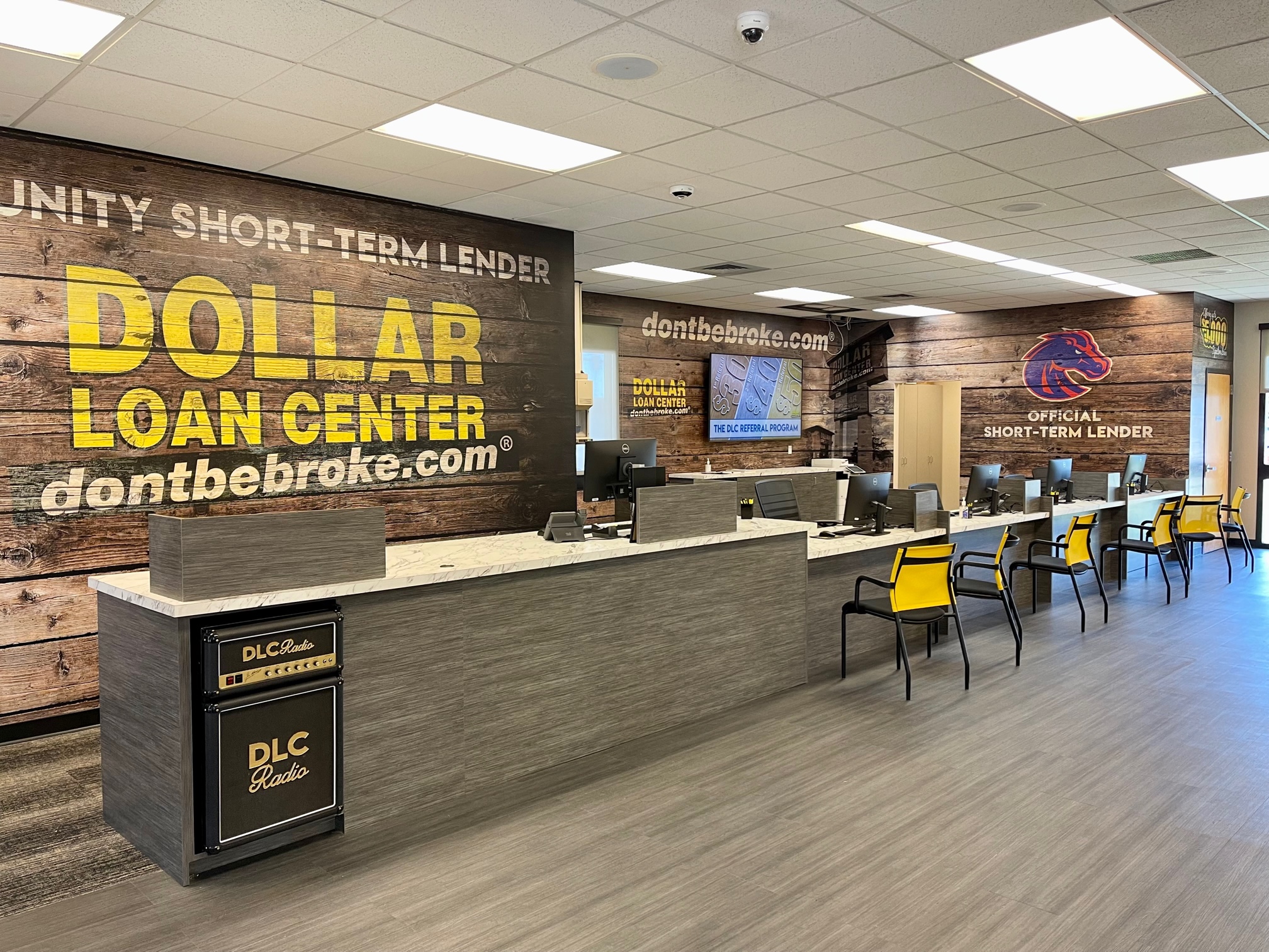 Dollar Loan Center opens its first store in Idaho