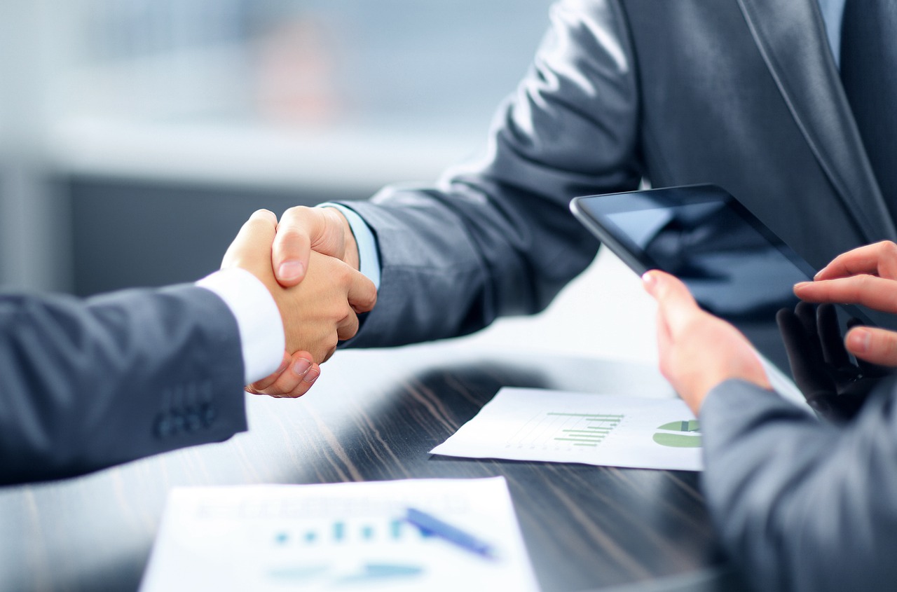 Should You Take a Loan Before Payday? 5 Questions to Ask Yourself First