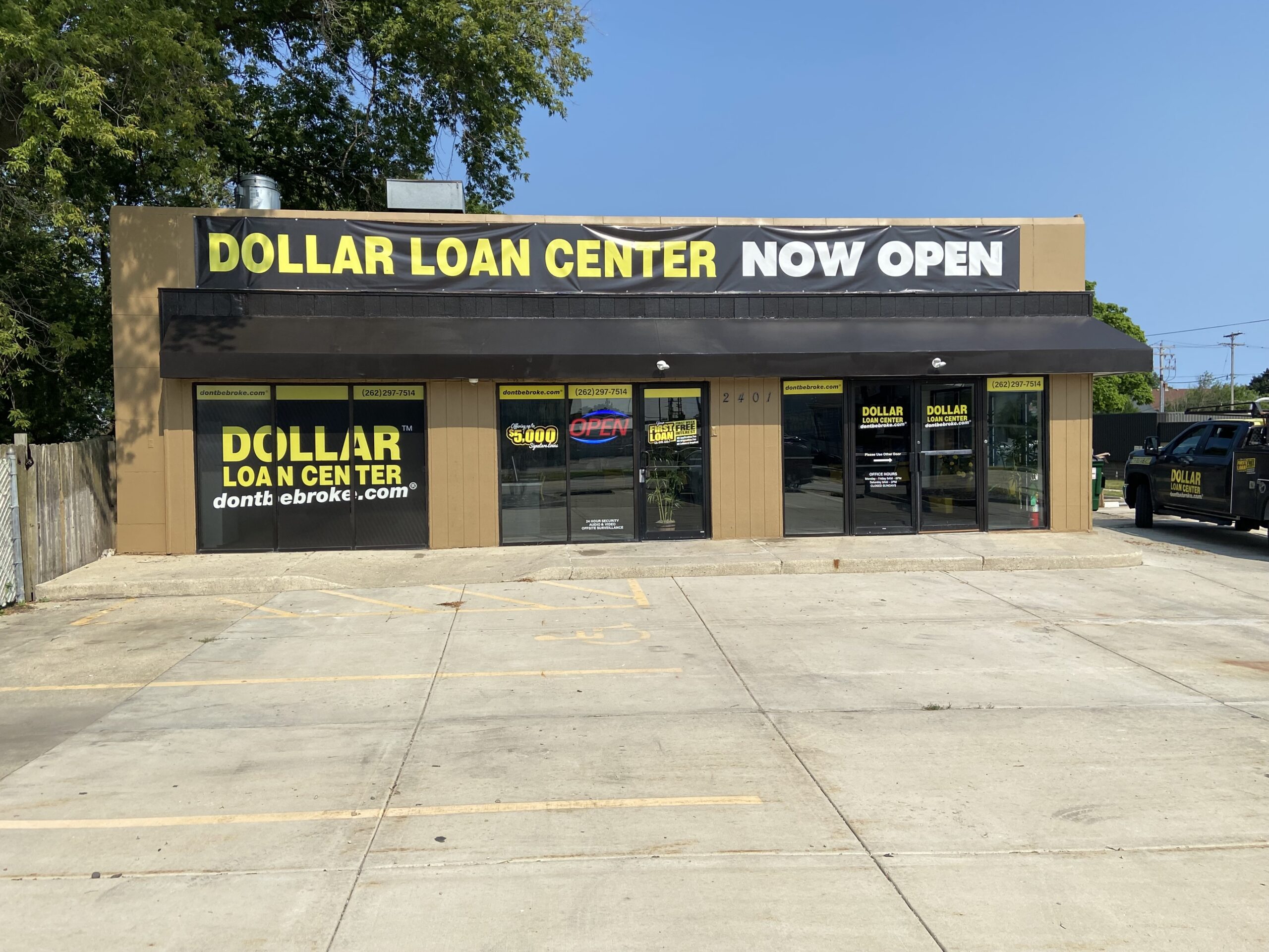 Racine Douglas Store Exterior Picture