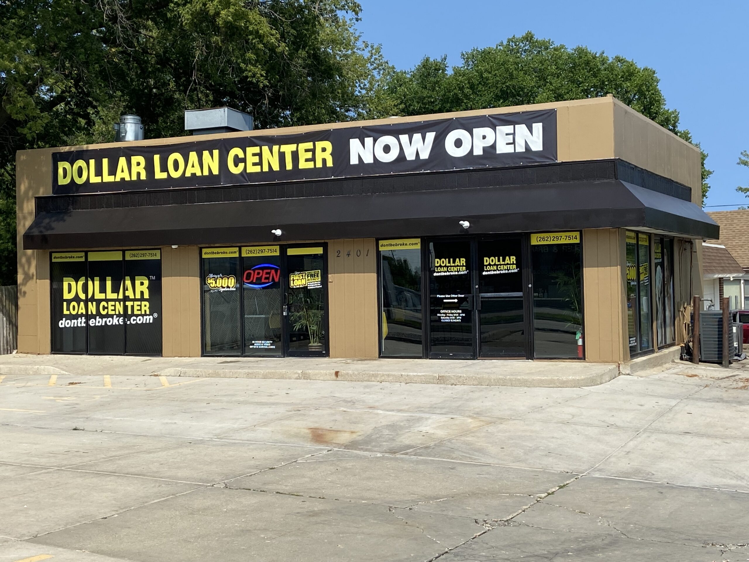 Racine Douglas Store Exterior Picture
